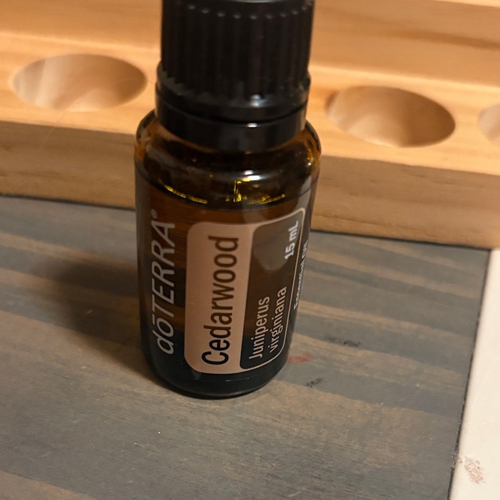 dōTERRA Cedarwood Essential Oil - Brown and Black Bottle